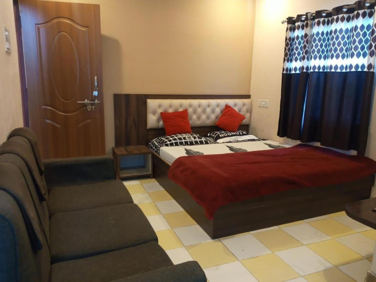 Villa Lavish Living Varanasi Exterior foto